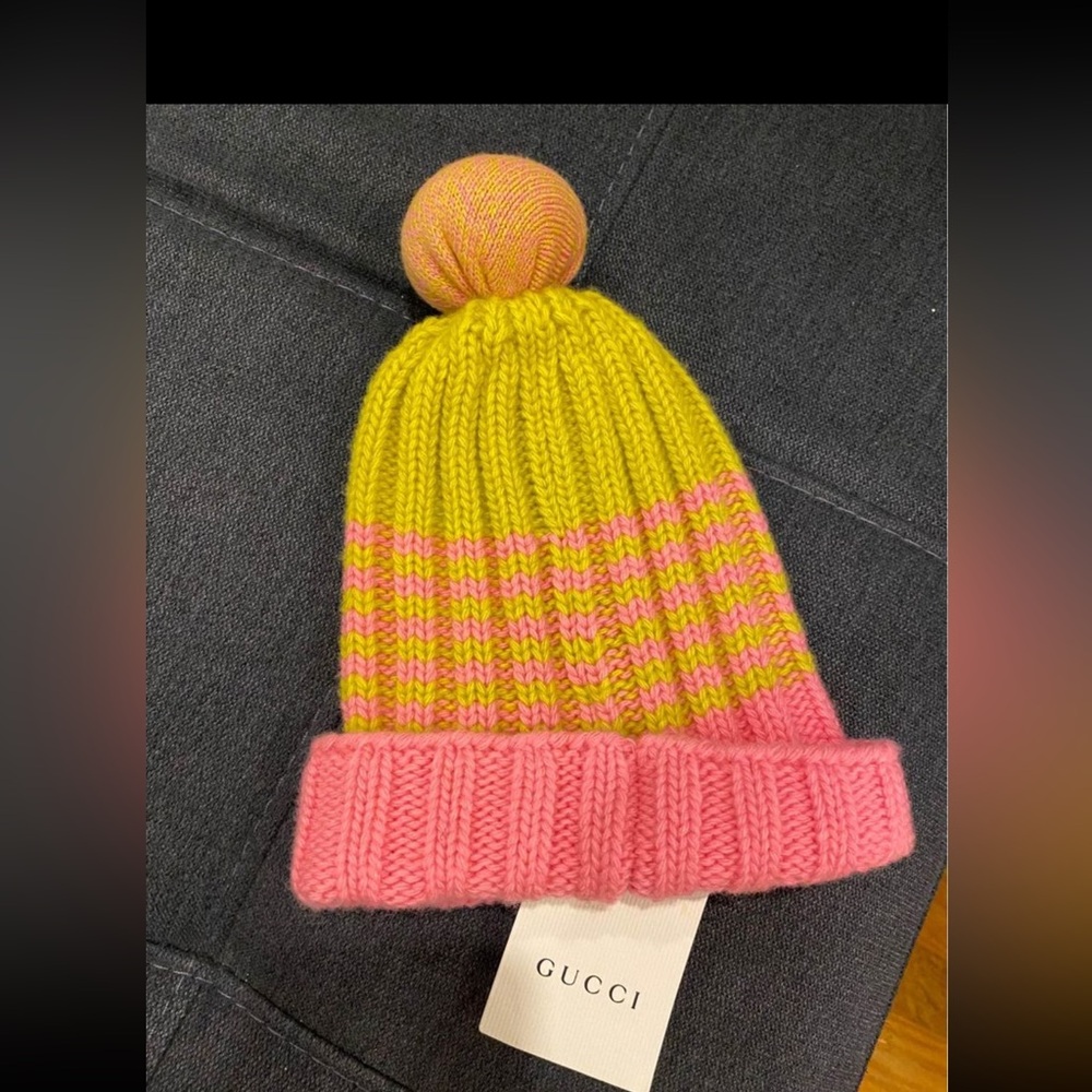 Kids (baby) GUCCI winter hat, pink yellow. Size M, 15 cm ; NWT